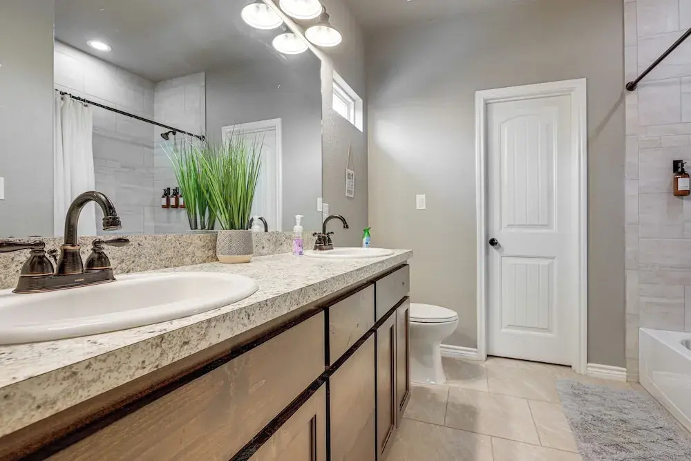 Canyon Lake Home w/ Private Pool, Hot Tub & Sauna!