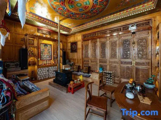 Muse Xiaoyuan Homestay (Songzan Linsi)