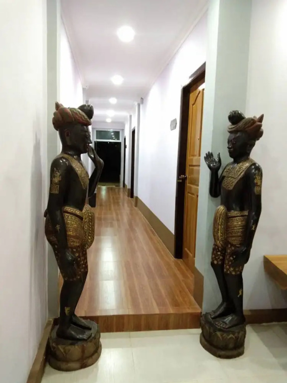 Myint Motel