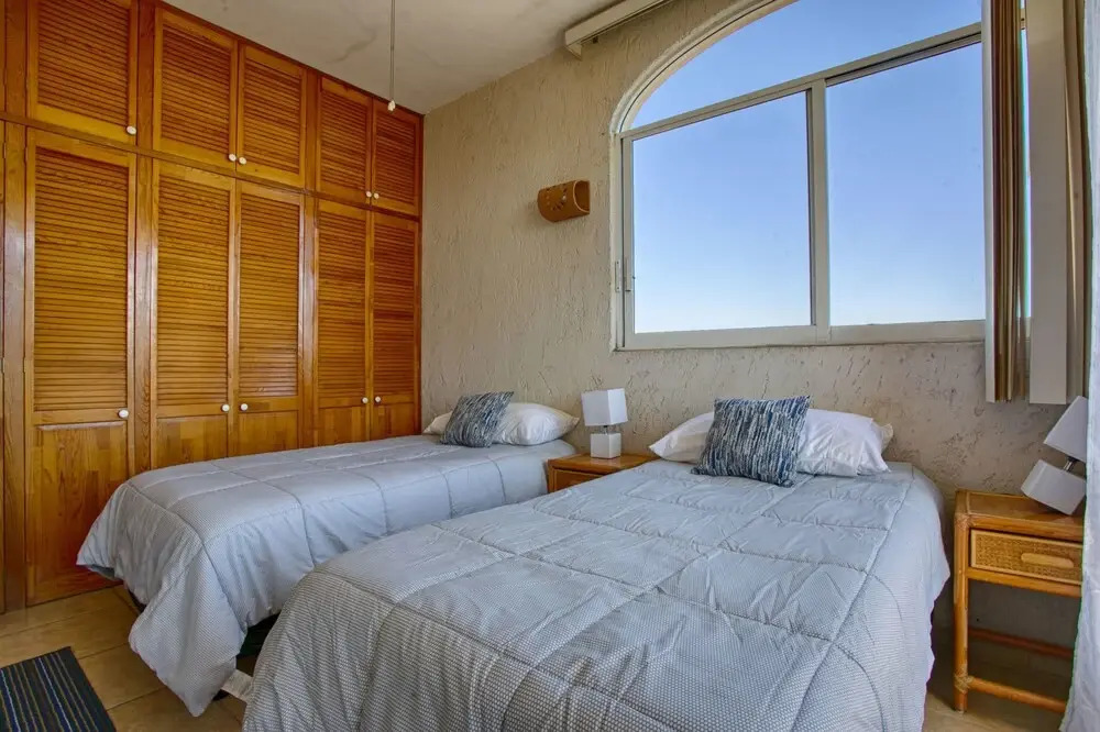 Condominios Nuevo 12 2 BR by Casago