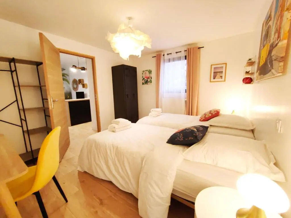 Villa 49B