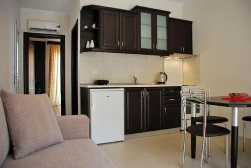 Niki Apartments