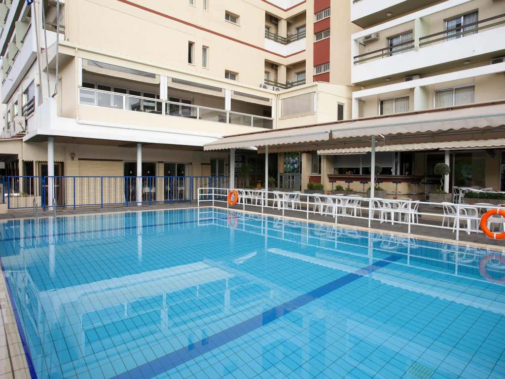 Pefkos City Hotel