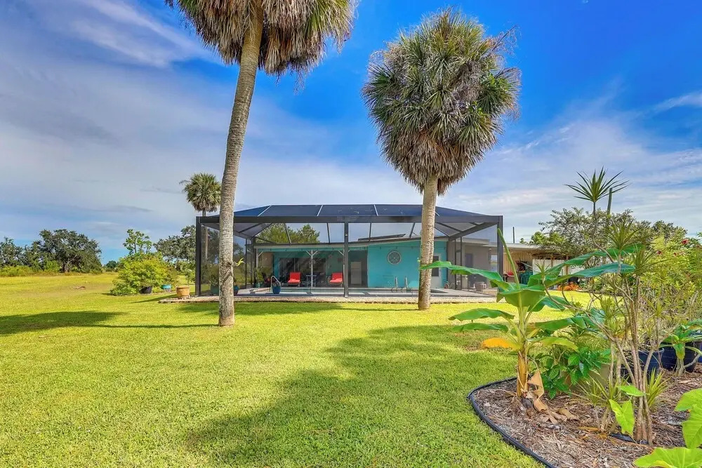 Saltwater Pool | Coastal Family Retreat