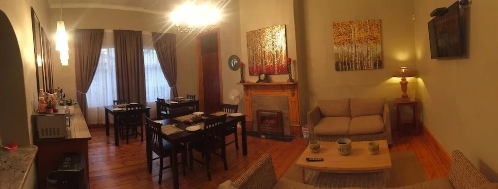 Tranquil House B&B @ 121 Berry St