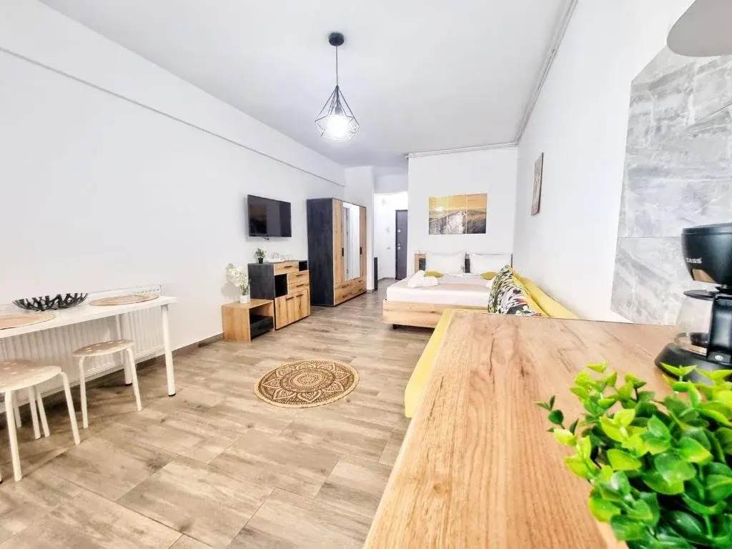 Seven Eleven Luxury Apartment
