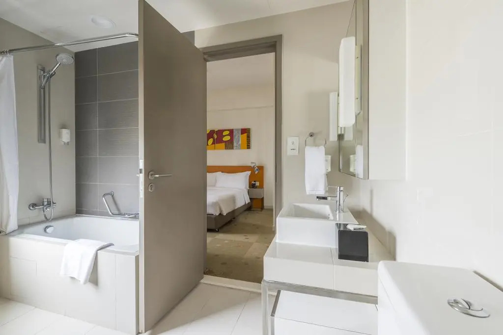 Weave Suites - Hillside