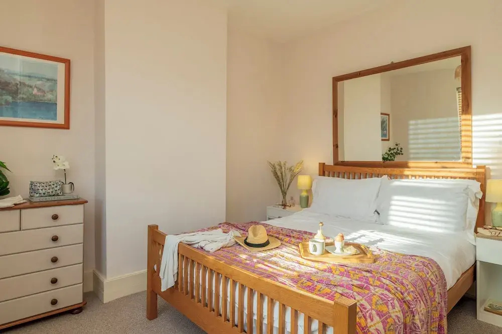Leaf Cottage I By Huluki Sussex Stays