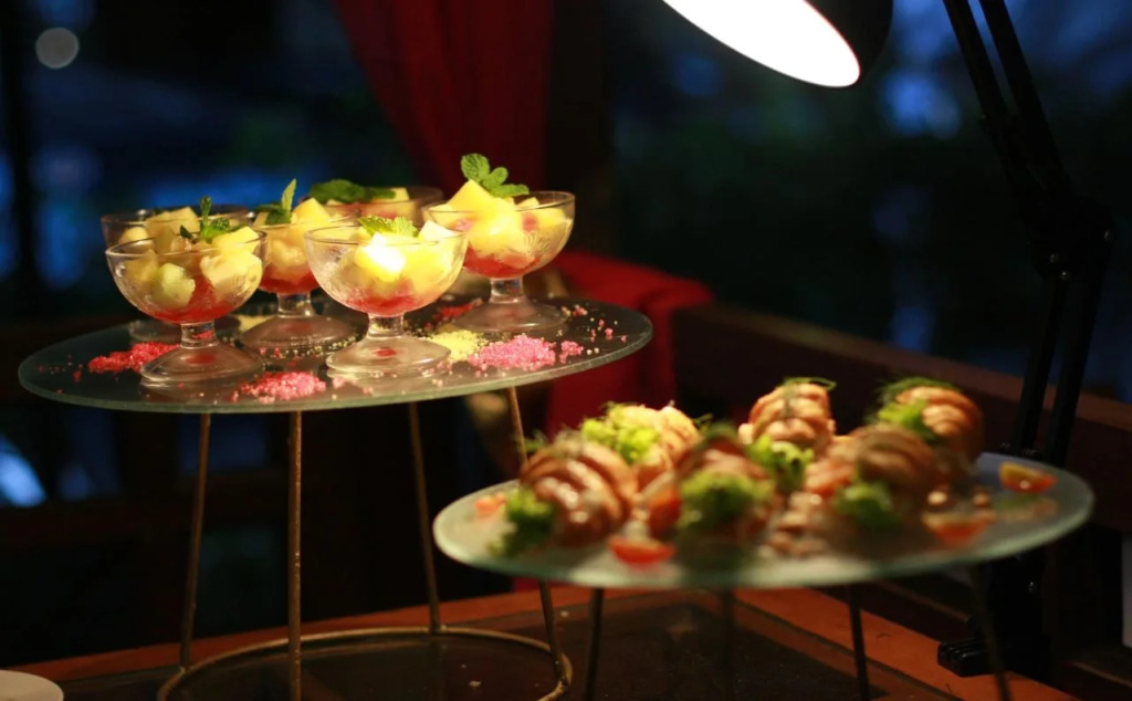 Cakra Kembang Hotel