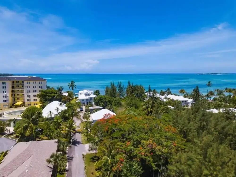 Blue Ocean Village House at Cable Beach