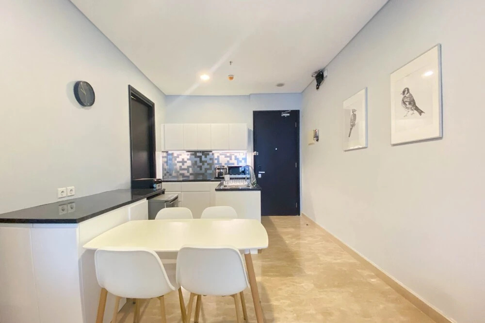 Spacious And Elegant 3Br At Sudirman Suites Apartment