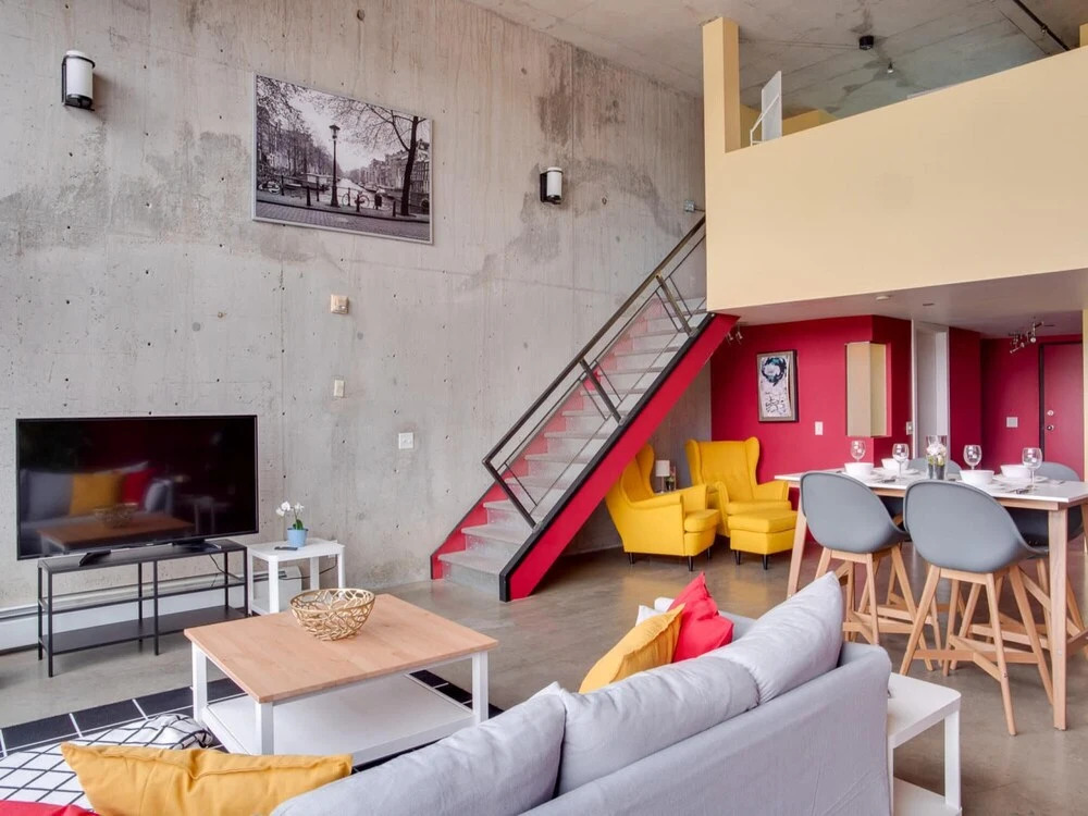 Penthouse Loft w Prking Rooftop Patio BBQ Coffee