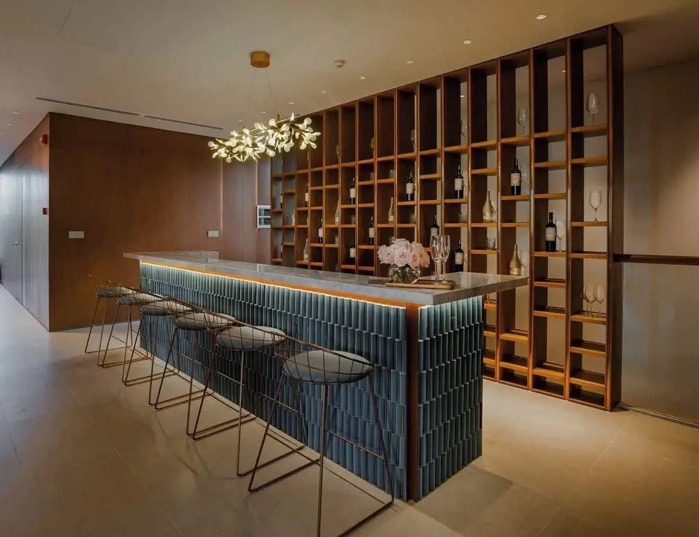 Golfers Paradise: Villa at World-class Course Edge