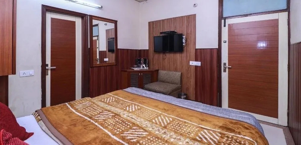 Hotel Sukh Sagar 44