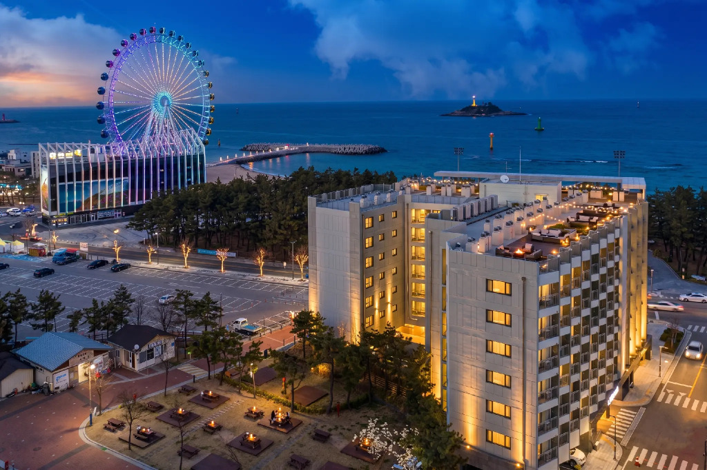 Sokcho Chonpines Beach Hotel