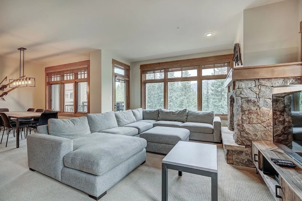Luxurious 3 Br In River Run Village With Ski-in Out, No Cleaning Fee 3 Bedroom Condo by RedAwning