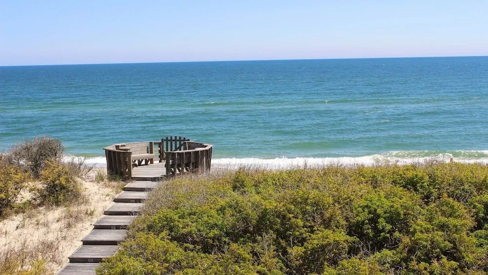 Cabana Beach - 6 Br Home
