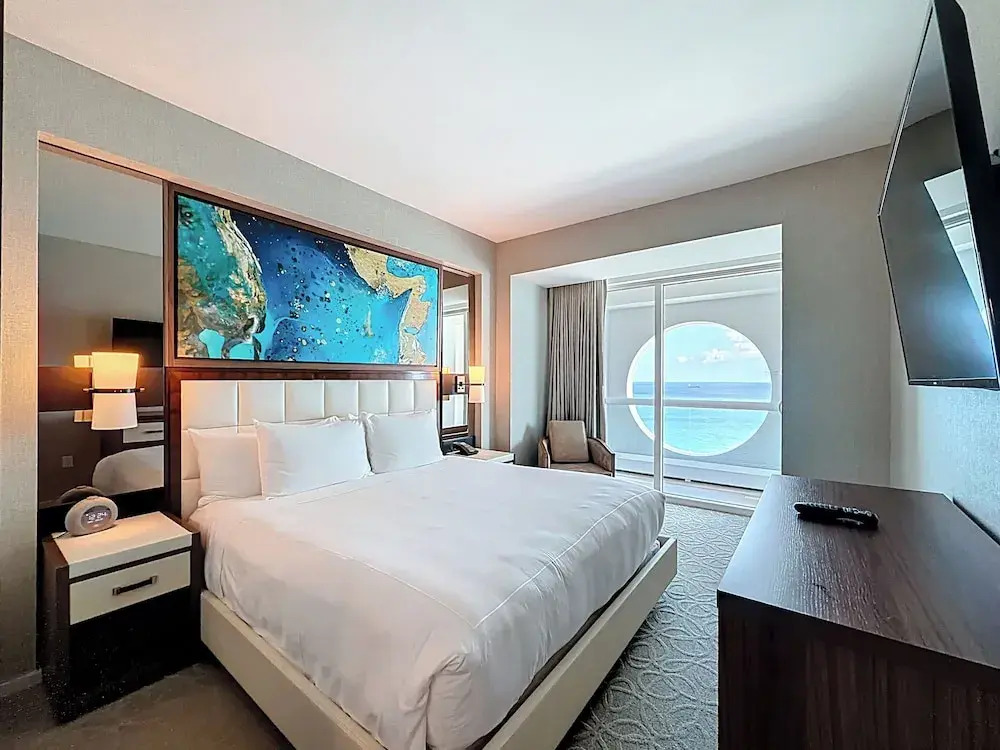 Luxury Suites at Fort Lauderdale Beach