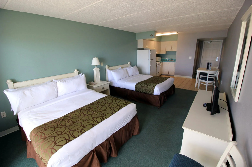 Sugar Sands Beachfront Hotel, a By The Sea Resort
