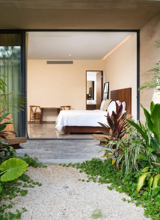 Welcoming Studio With Pool Access Private Gaden Gym Spa Yoga Free Transport to Beach Club