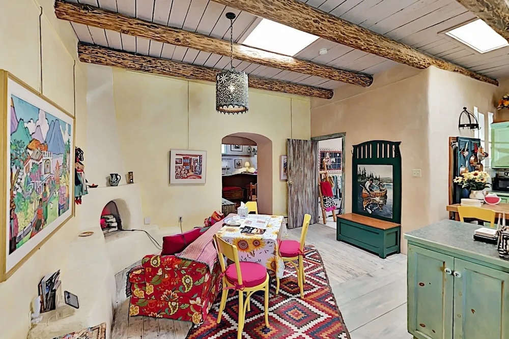 Steps To Plaza! 2 Downtown Casitas by Inger Jirby Duplex