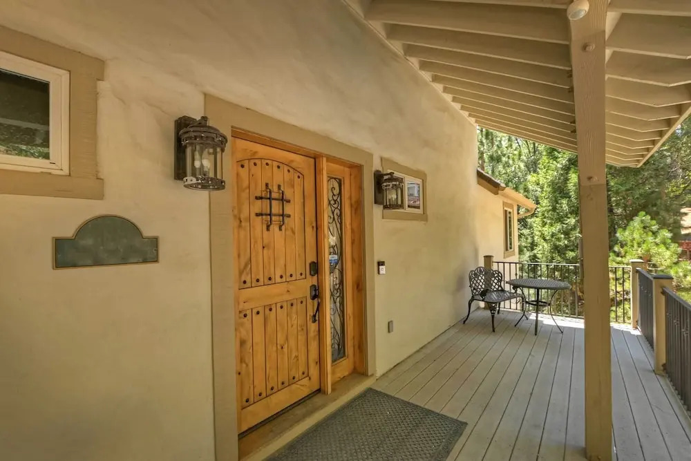 Beautiful Lake Arrowhead Cabin w/ EV Charger