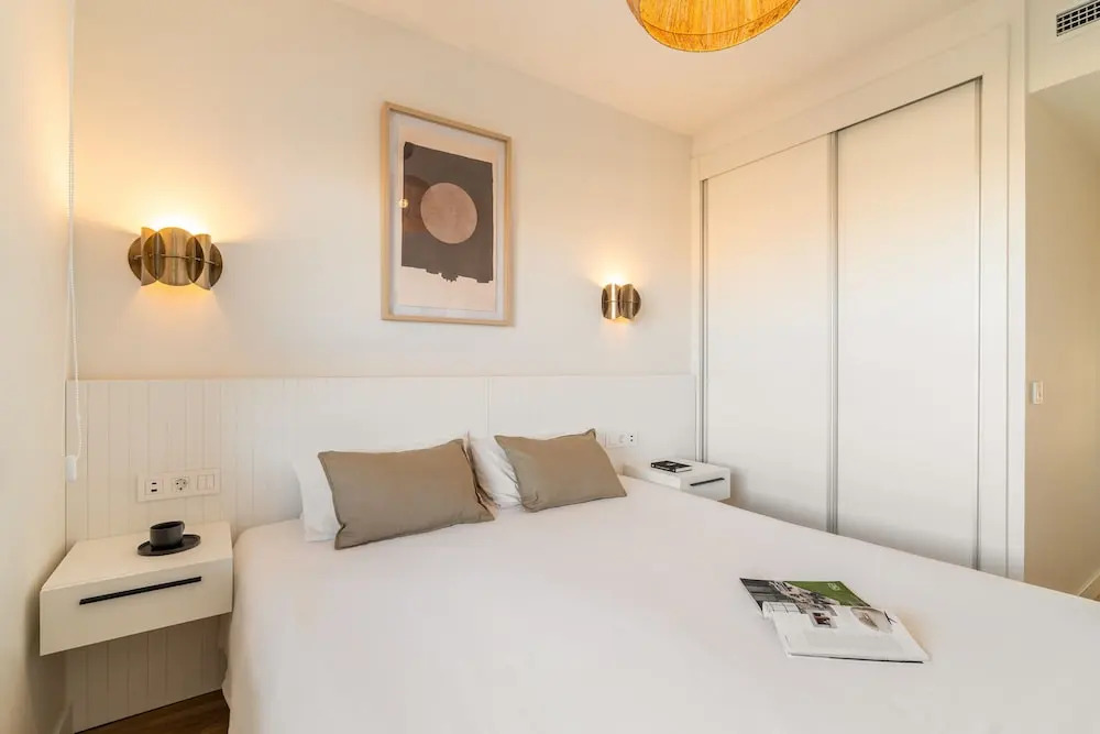 Port Forum Apartments By Olala Homes