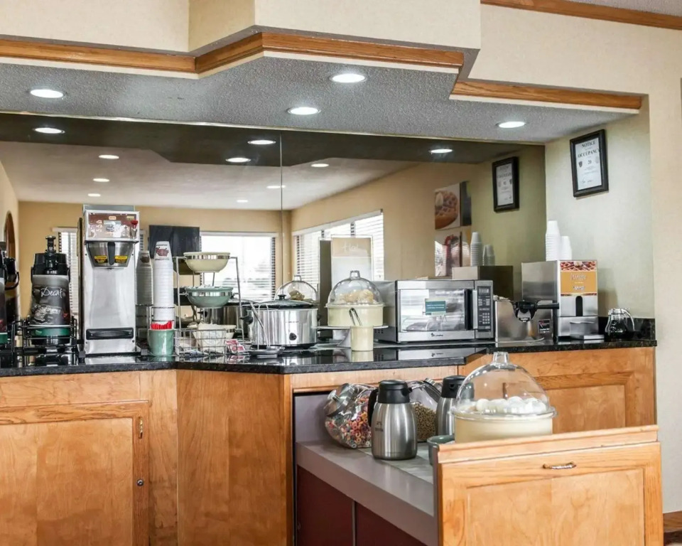 Quality Inn & Suites Indianapolis Northwest