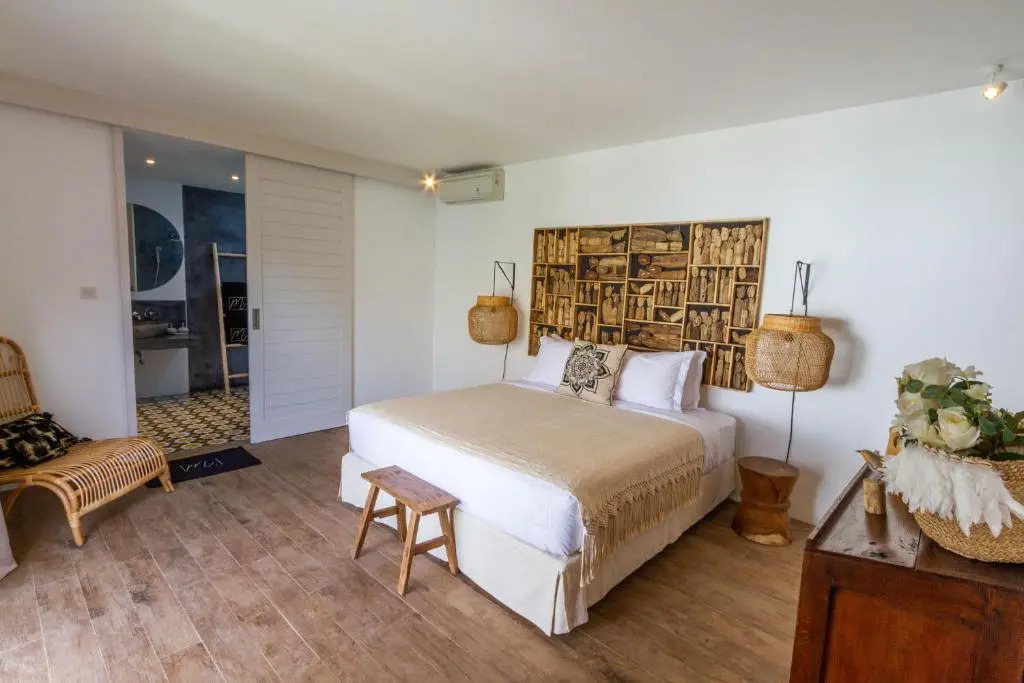 Villa M2 Seminyak by Alfred in Bali