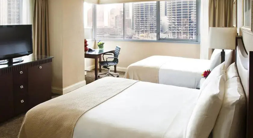 Wyndham Grand Chicago Riverfront