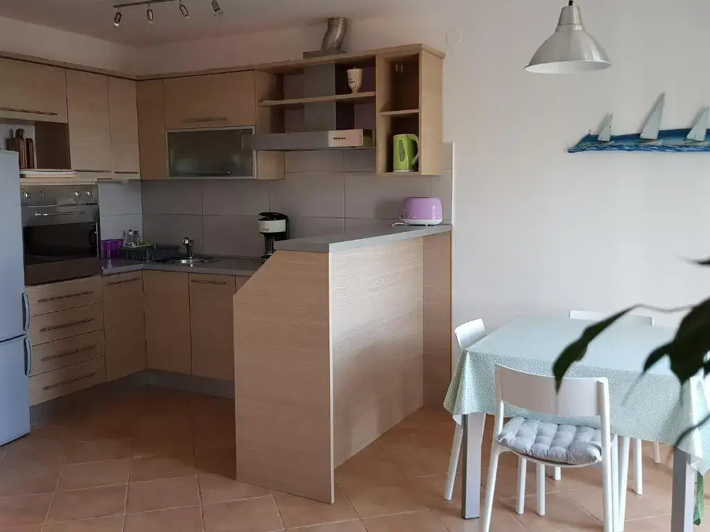Sunny apartment 150 m from the sea