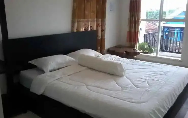 Family Homestay Arya