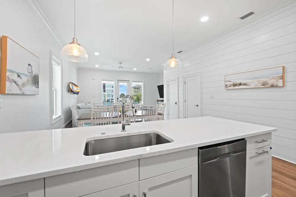 Totally Beachin' at Pelican Place