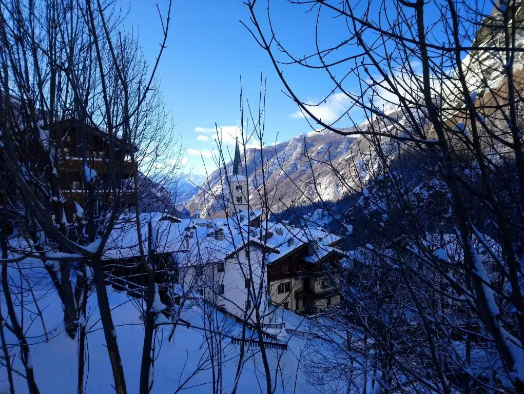 Cervinia-Valt Sport & Relax House