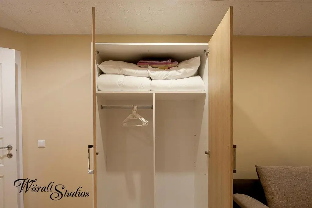 Wiiralt Studios self check-in