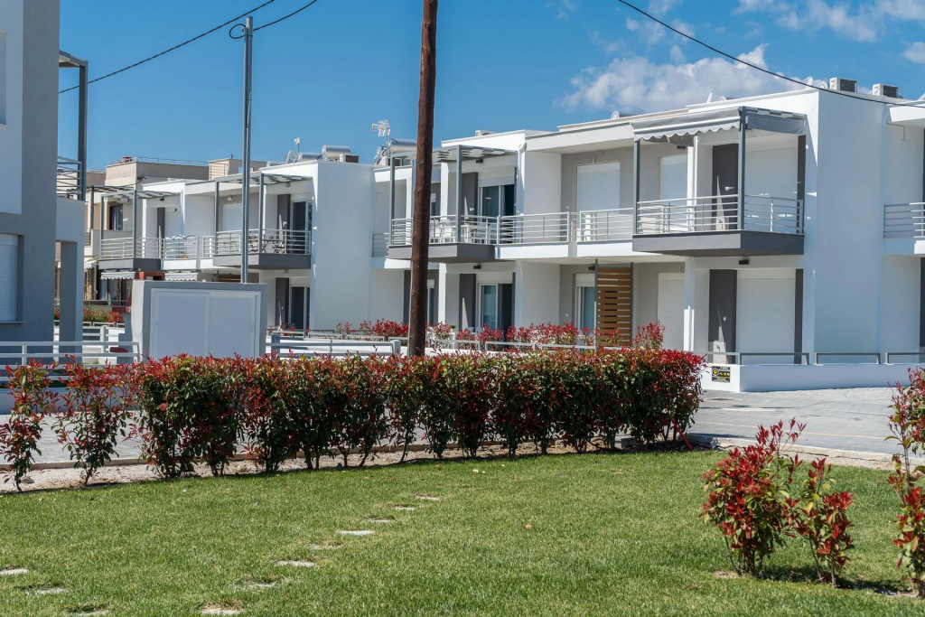 Thalassa Complex