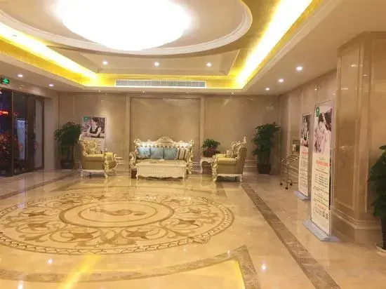 Vienna Hotel (Rong County Guinan Road)