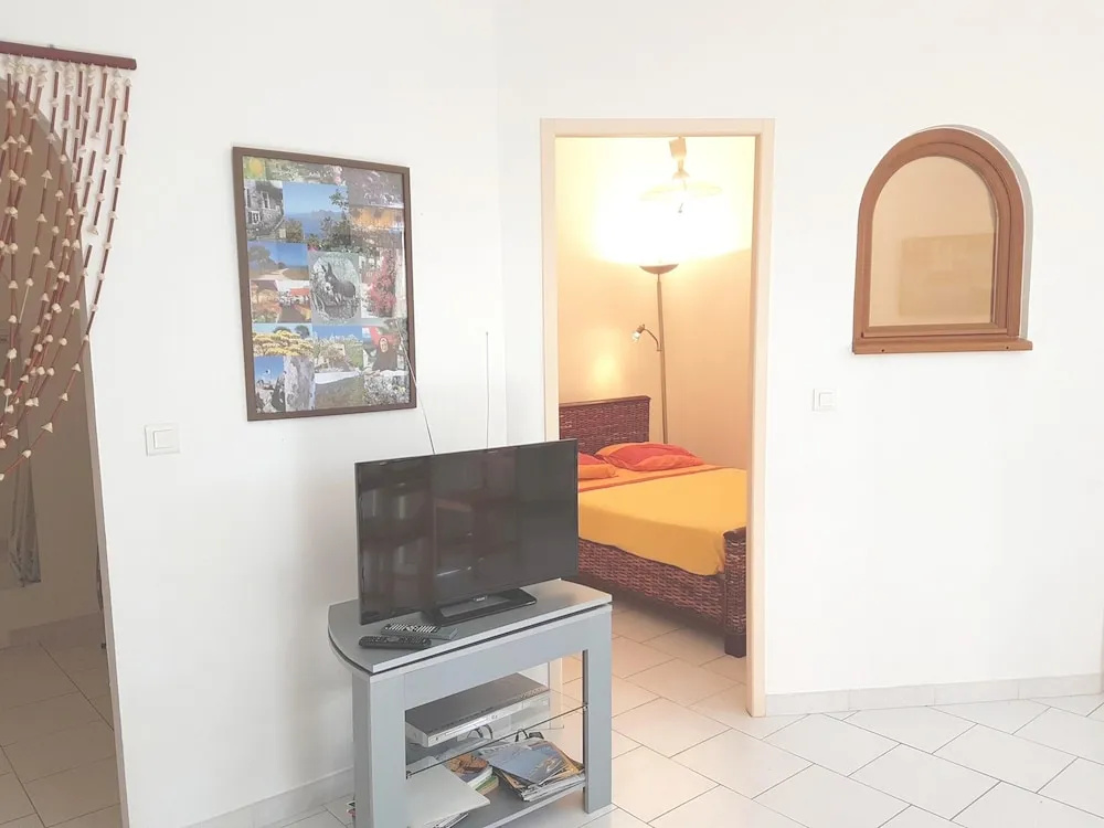 House With one Bedroom in Alata, With Wonderful sea View, Furnished Ga