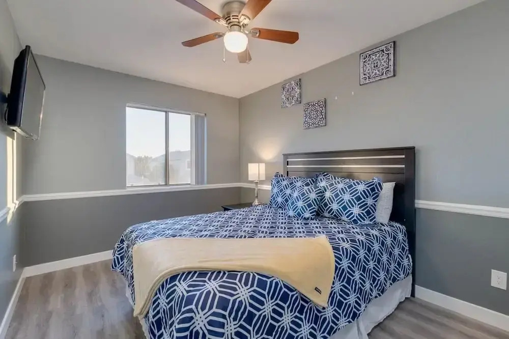 Phoenix Gem With Sparkling Heated Pool And Newly Remodeled! 3 Bedroom Home by RedAwning