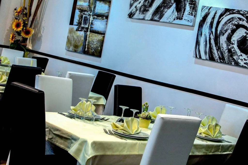 Mannu Hotel
