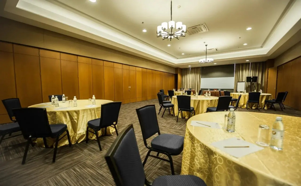 Garden Sentral Hotel