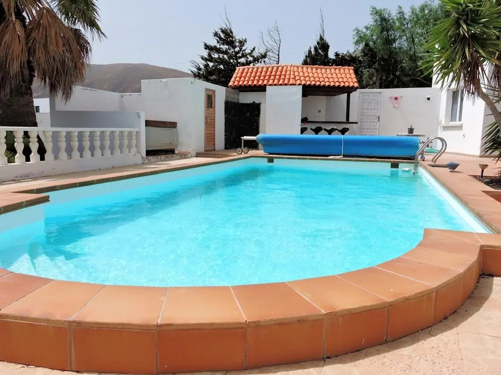 Villa With 6 Bedrooms in Tías, With Wonderful sea View, Private Pool, Enclosed Garden - 4 km From the Beach