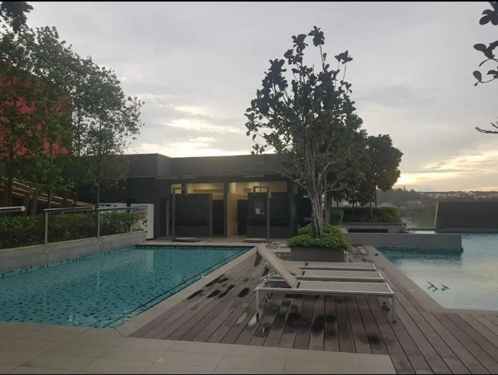 Emira Shah Alam 2 BED ROOM