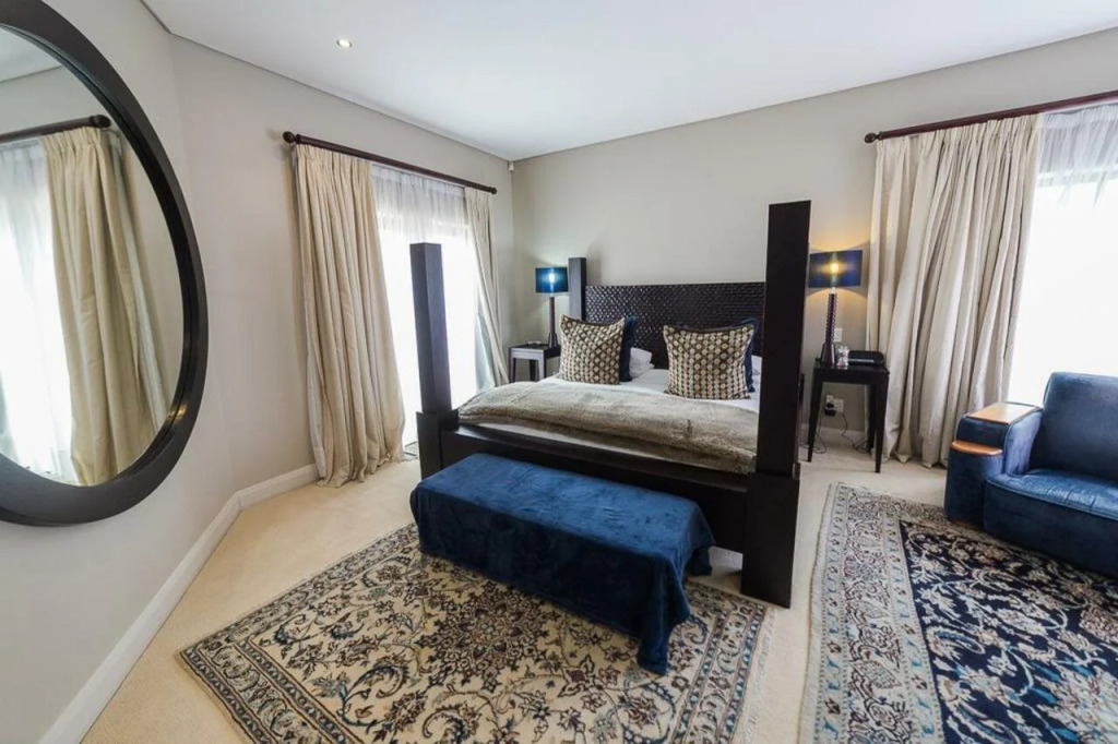 Atlantic Waves Guest House