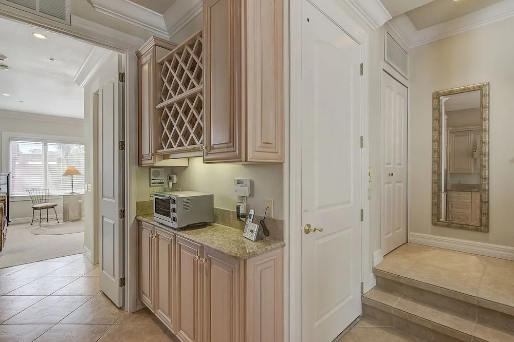 534 Avanti Villa on Grand Canal 4 Bedrooms 3 Bathrooms Townhouse