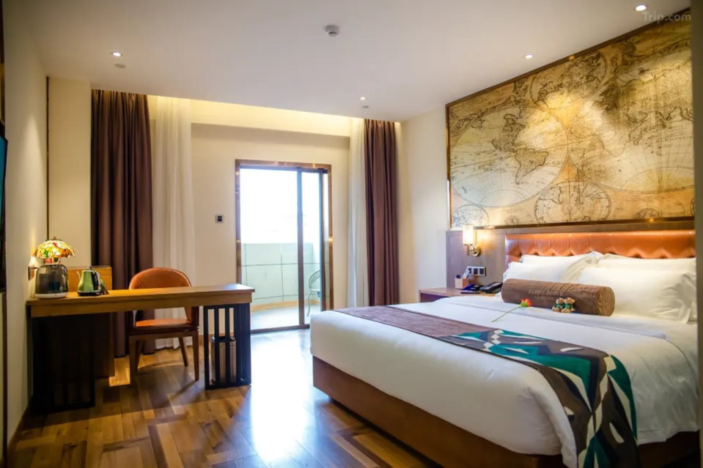 James Joyce Coffetel Hotel (Chongqing Liangping South Station District Government)