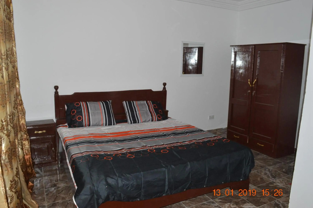 Sukuta nema guest house