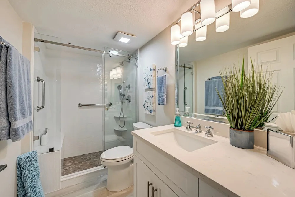 Lake Views & Resort-style Living! Naples Condo