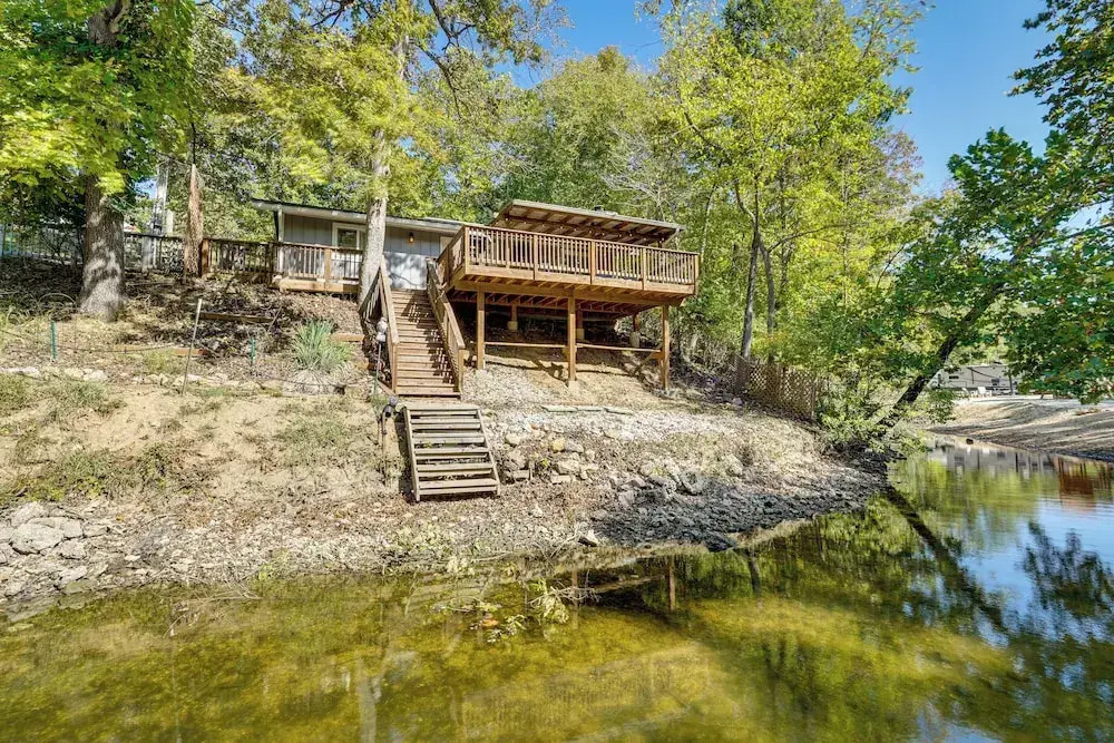 Lakefront Fun in Sunrise Beach! Pet-friendly Home!