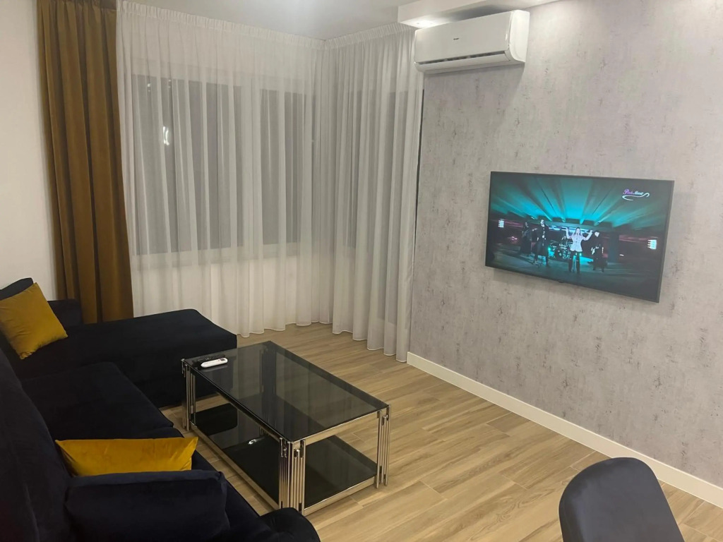 Apartment Ste-Mi 1